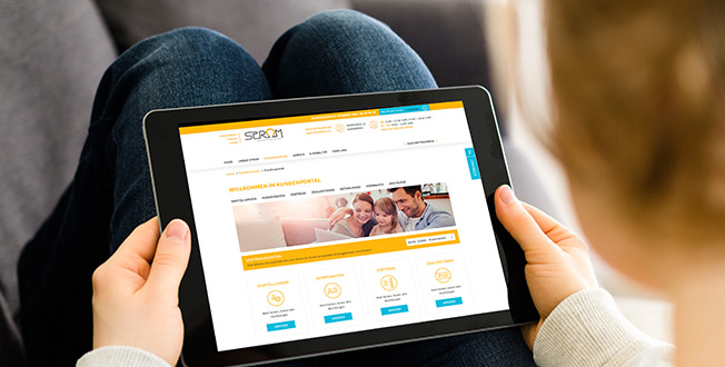 Tablet mit Website Strom Germering